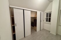 Vollholzschrank in Dachschräge 3
